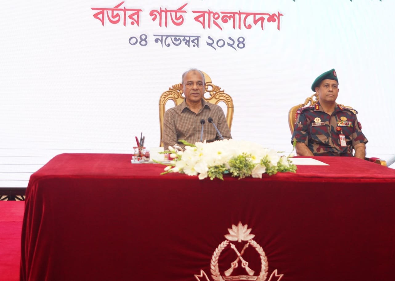 সীমান্তে কোনো শিথিলতা প্রদর্শন করা যাবে না- স্বরাষ্ট্র উপদেষ্টা