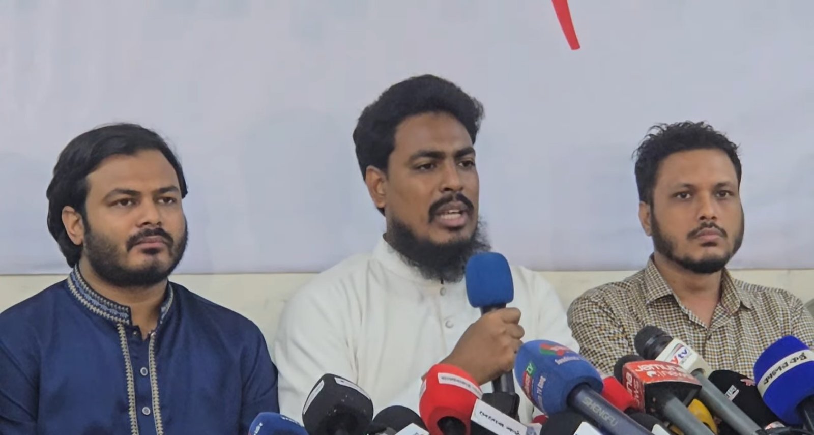 ফেব্রুয়ারিতে ভোটের সময় ঘোষণায় আপত্তি নেই এনসিপির: সদস্য সচিব আখতার হোসেন