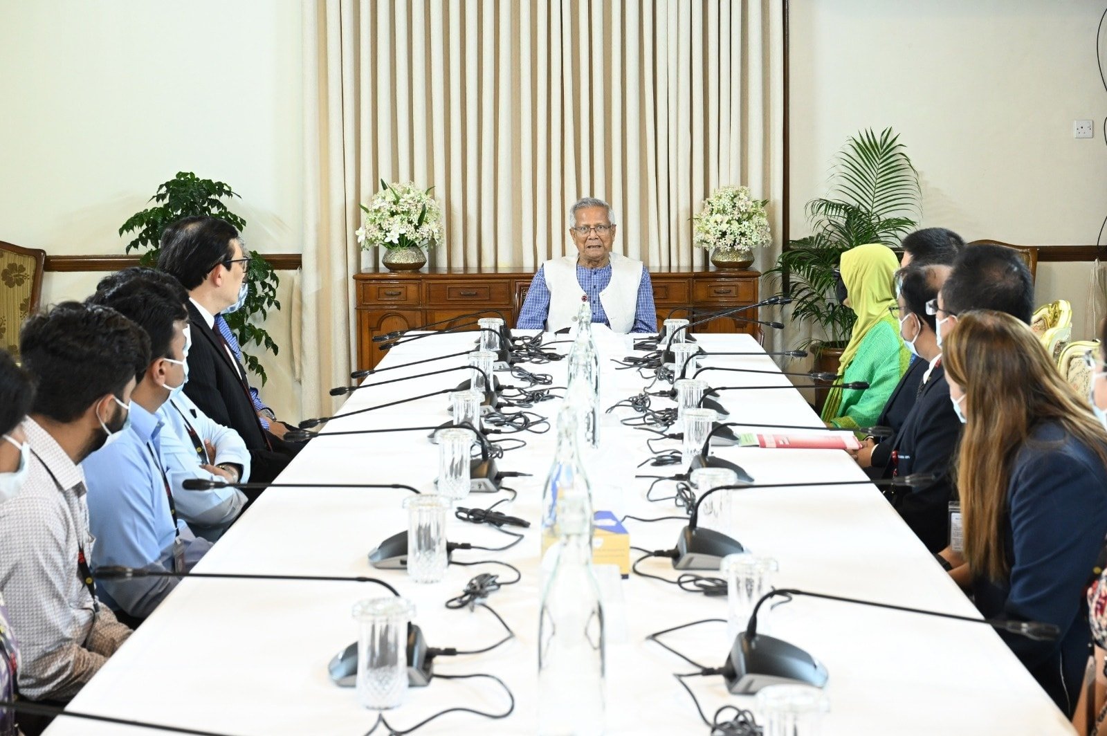 বিমান দুর্ঘটনায় আহতদের চিকিৎসার জন্য বিদেশী মেডিকেল টিমকে ধন্যবাদ জানিয়েছেন প্রধান উপদেষ্টা।