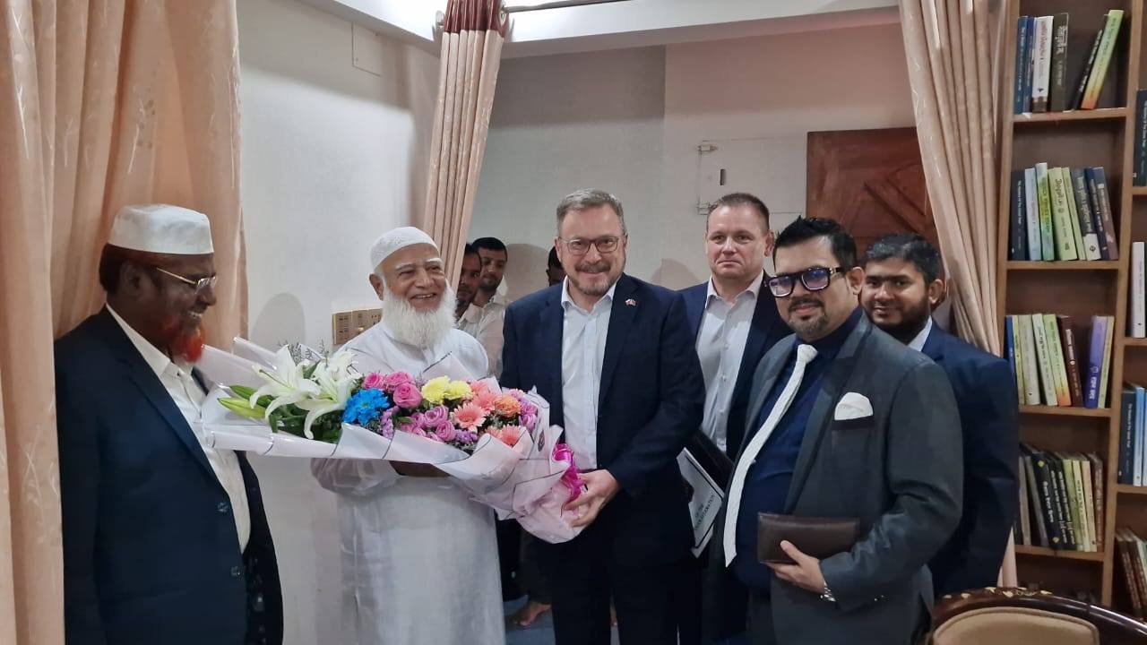 জামায়াতের আমীরের সঙ্গে রাশিয়ার রাষ্ট্রদূতের সৌজন্য বৈঠক অনুষ্ঠিত