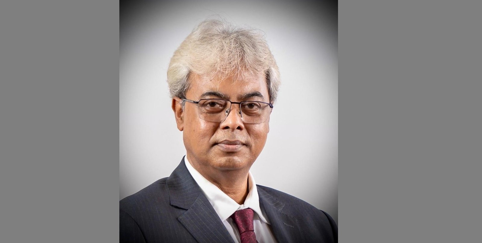 বিজিএমইএ এর প্রশাসক হলেন আনোয়ার হোসেন