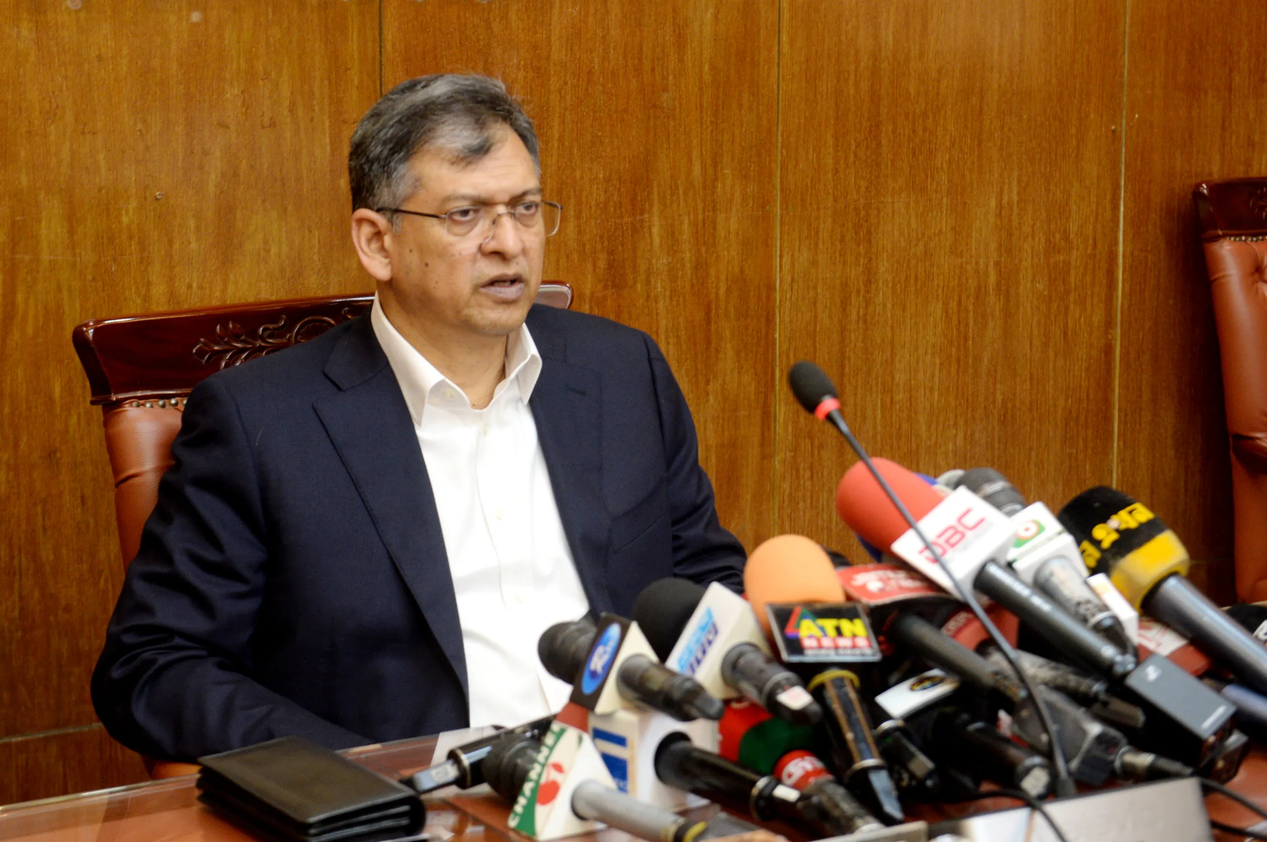 আইনশৃঙ্খলার অবনতি ঘটানোর যেকোনো অপচেষ্টা কঠোর হস্তে দমন করা হবে: স্বরাষ্ট্রমন্ত্রী