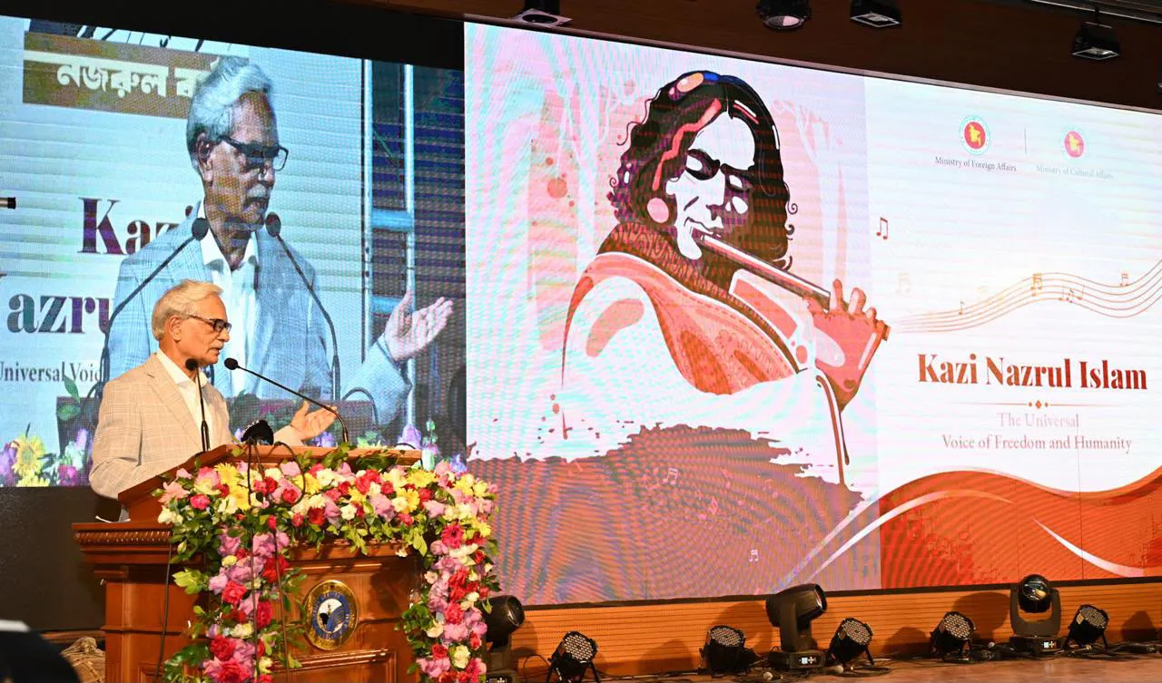 নজরুলের মানবতা ও স্বাধীনতার দর্শন বিশ্বমঞ্চে তুলে ধরতে চায় বাংলাদেশ: সংস্কৃতিমন্ত্রী নিতাই রায় চৌধুরী