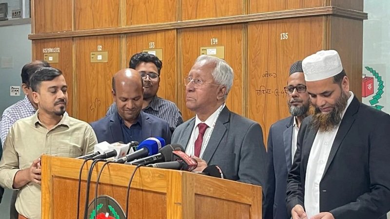 সেনাবাহিনীর ম্যাজিস্ট্রেসি ক্ষমতা থাকবে ২৮ ফেব্রুয়ারি পর্যন্ত: ইসি সচিব