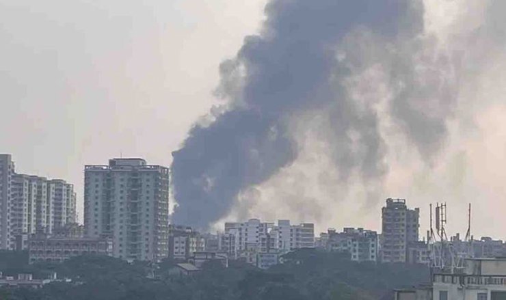 পুরান ঢাকার ইসলামবাগে ভয়াবহ আগুন