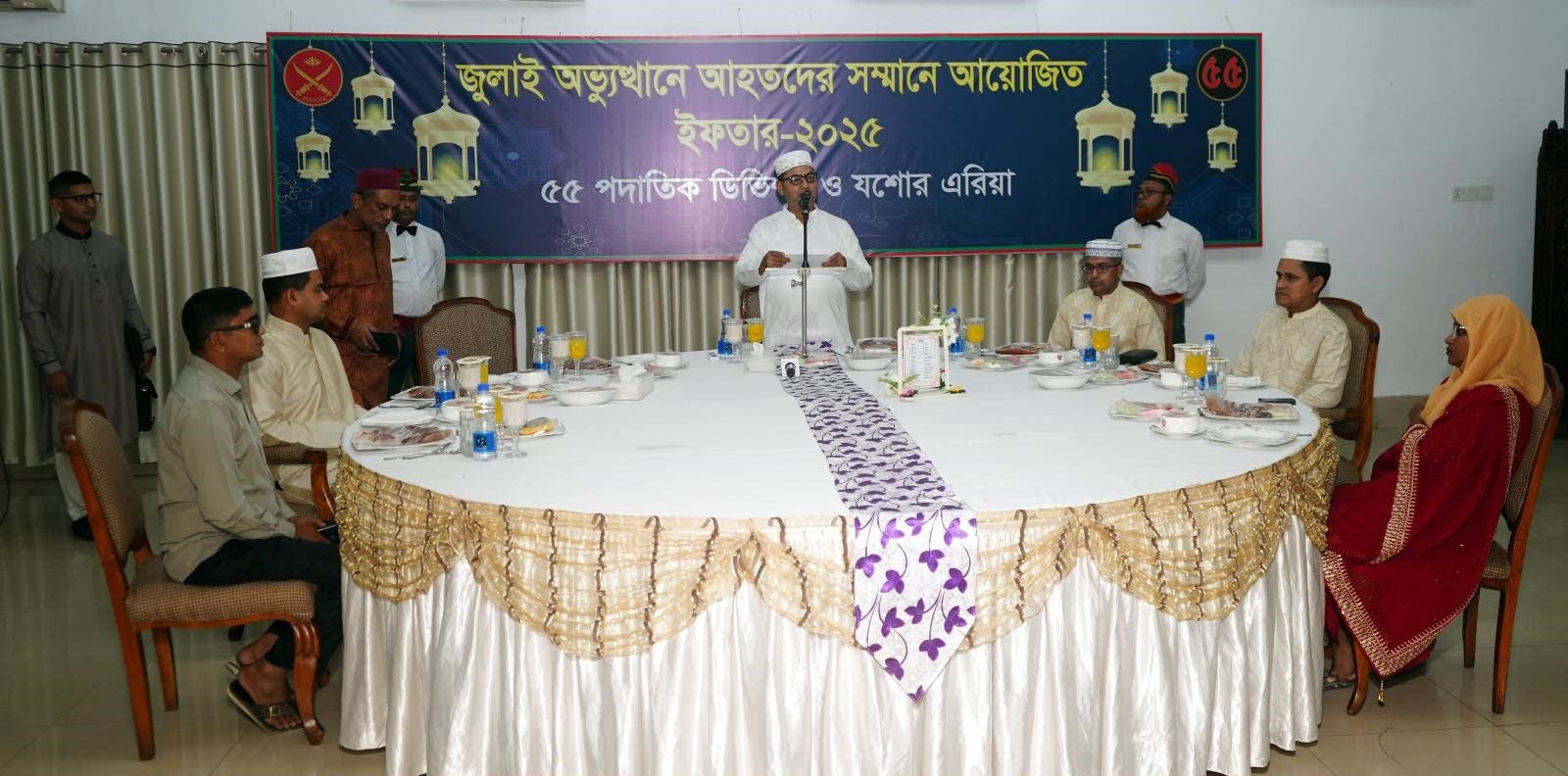 জুলাই গণঅভ্যুত্থানে আহতদের সম্মানে কক্সবাজার ও যশোর সেনানিবাসে ইফতার ও দোয়া মাহফিল অনুষ্ঠিত