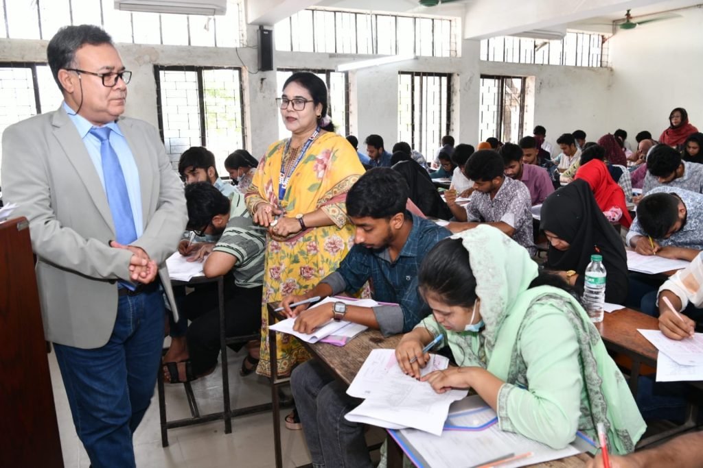 জাতীয় বিশ্ববিদ্যালয়ে ২০২৫–২০২৬ শিক্ষাবর্ষে স্নাতক (সম্মান) প্রথম বর্ষের ভর্তি পরীক্ষা অনুষ্ঠিত