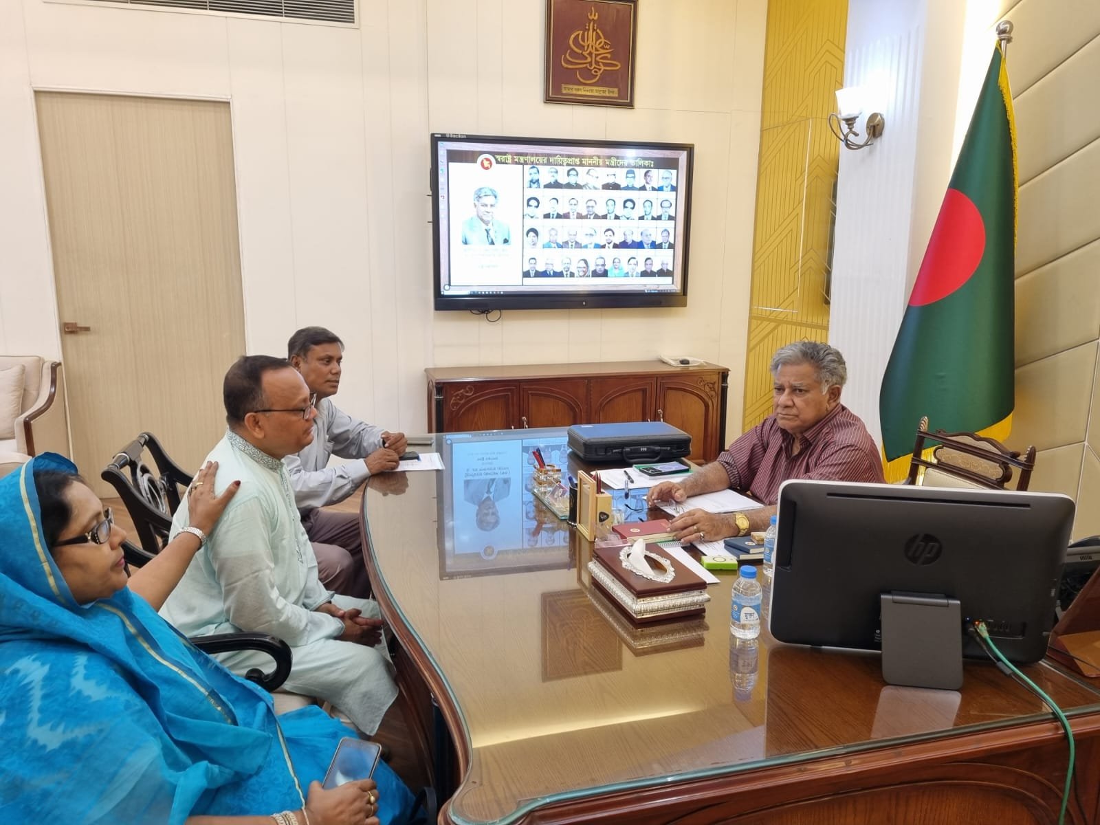 আন্দোলনে নিহতদের ‘শহীদ’ হিসেবে গেজেট করার দাবি রিয়ানের বাবার