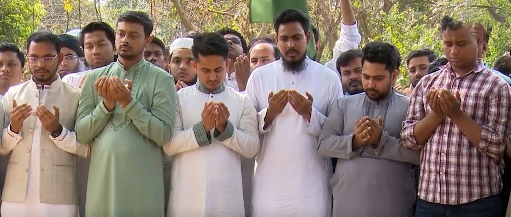 গণঅভ্যুত্থানে শহীদদের কবর জিয়ারত জাতীয় নাগরিক পার্টি’র