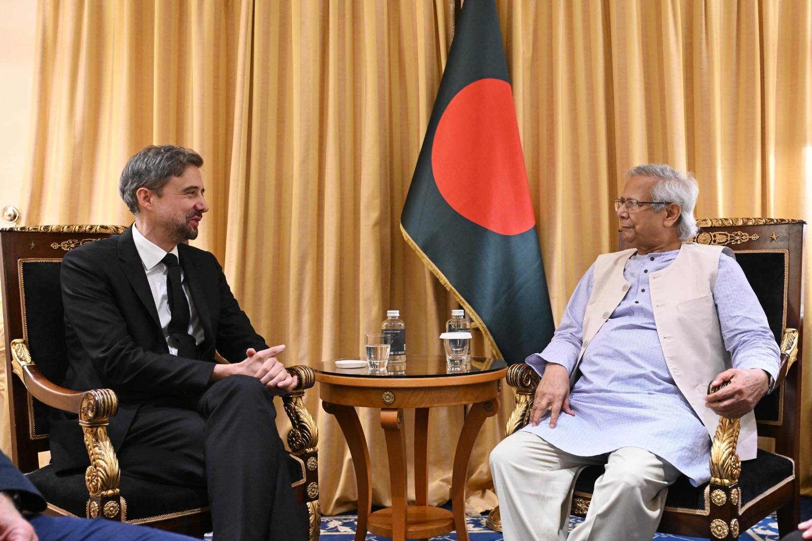বাংলাদেশের তরুণ কৃষি উদ্যোক্তাদের জন্য সামাজিক ব্যবসা তহবিল গঠনের জন্য IFAD-এর প্রতি আহ্বান প্রধান উপদেষ্টার
