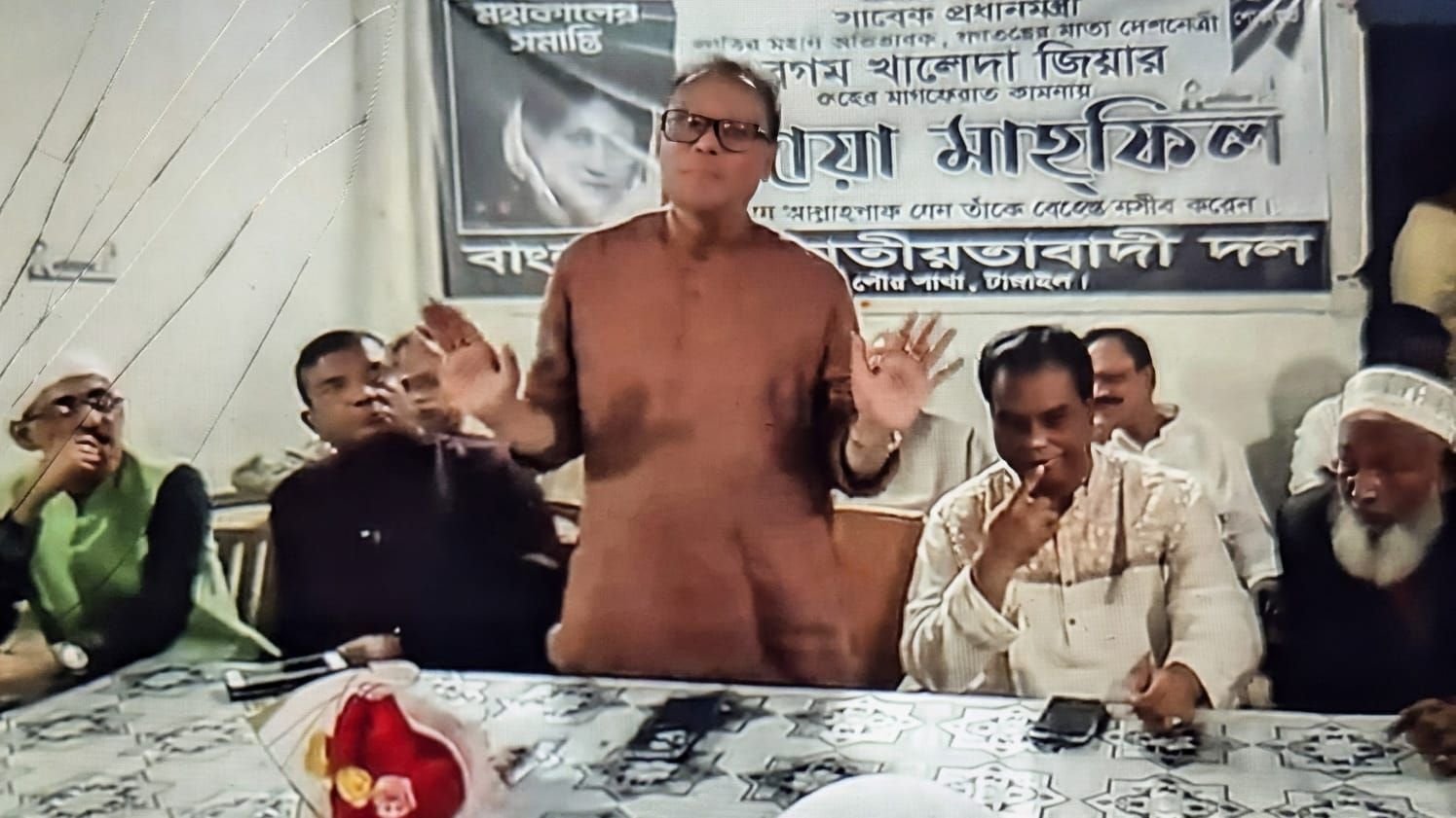 জনগণের আস্থা অটুট রাখতে দলীয় নেতাকর্মীদের দায়িত্বশীল আচরণের তাগিদ: মন্ত্রী ফকির মাহবুব আনাম