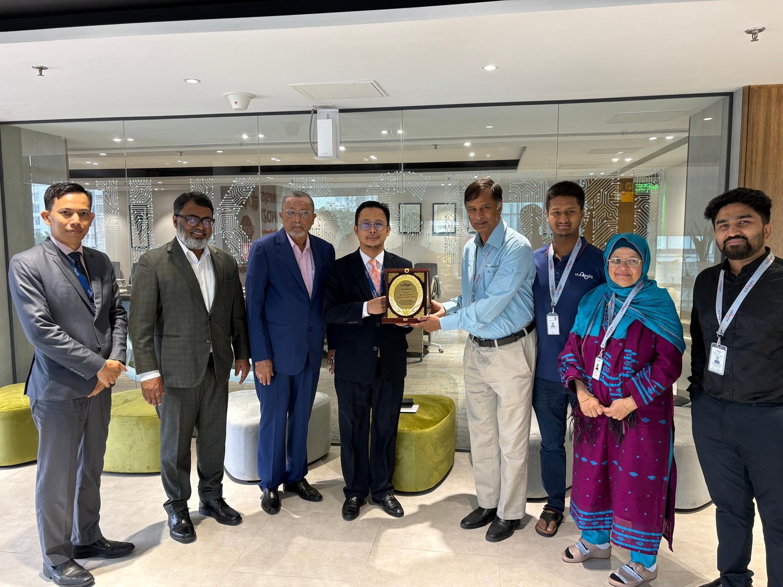 সেমিকন্ডাক্টর খাতে দ্বিপাক্ষিক সহযোগিতা জোরদার করনে উল্কাসেমি পরিদর্শনে মালয়েশিয়ার হাইকমিশনার