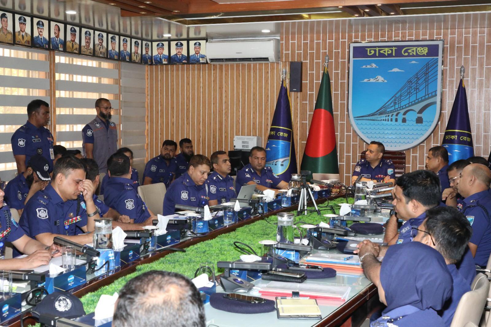 অপরাধ সভা ও আসন্ন পবিত্র ঈদুল আযহা উদযাপন উপলক্ষে আইন-শৃঙ্খলা ও যানজট নিরসন সংক্রান্ত সভা অনুষ্ঠিত