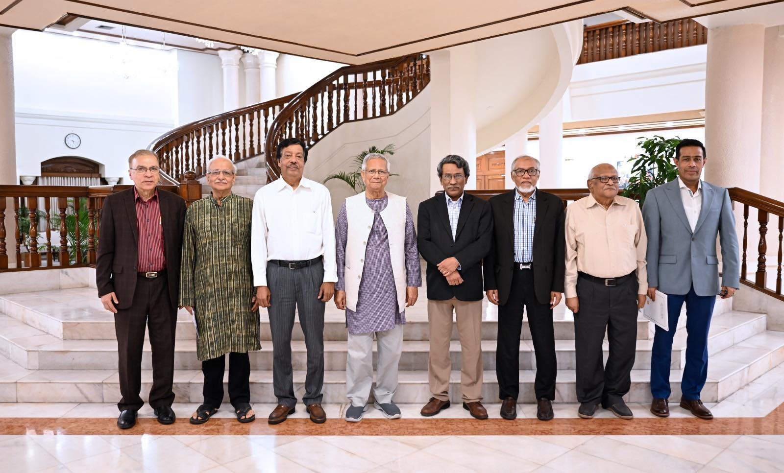 ঐকমত্য কমিশনের শেষ বৈঠক অনুষ্ঠিত, সুপারিশ পেশ আগামীকাল