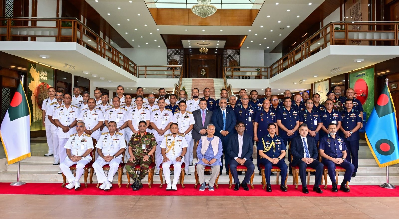 নৌবাহিনী ও বিমান বাহিনী নির্বাচনী পর্ষদ-২০২৫ এর উদ্বোধন করলেন প্রধান উপদেষ্টা