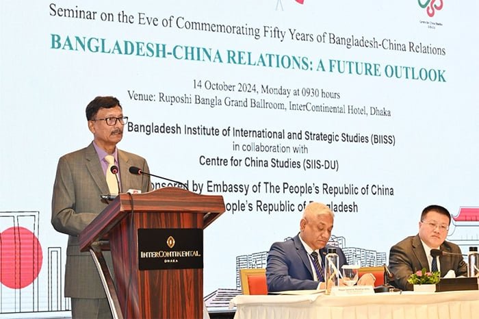 বাংলাদেশ চীনের সঙ্গে অর্থনৈতিক ও নিরাপত্তা সম্পর্ক বাড়াতে চায় : তৌহিদ