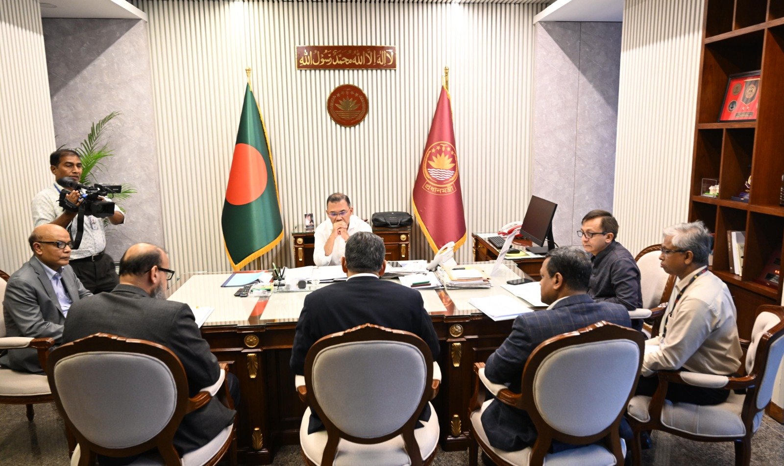 লবণচাষিদের ন্যায্যমূল্য নিশ্চিত করার বিষয়ে গুরুত্বারোপ করলেন প্রধানমন্ত্রী তারেক রহমান
