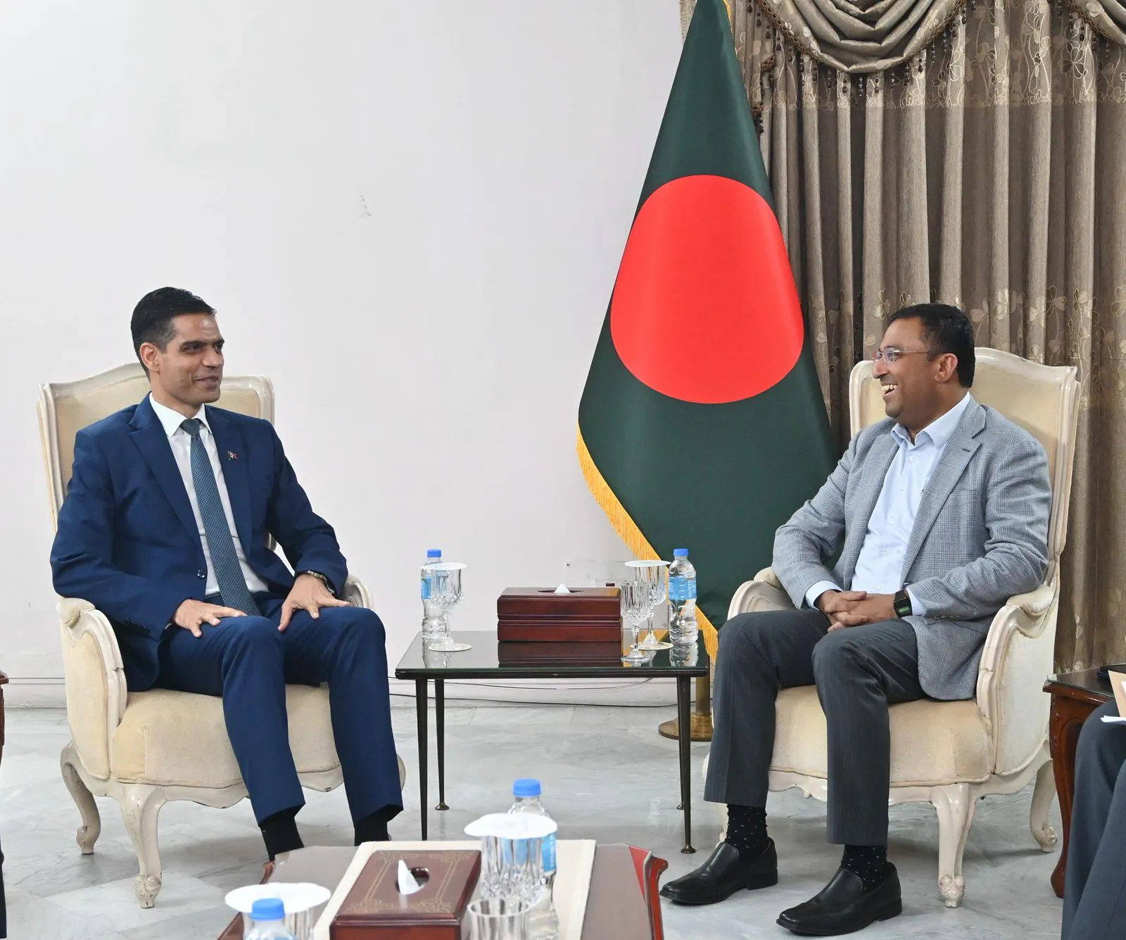নেপালের বন্যা-ভূমিধসে ক্ষতিগ্রস্তদের জন্য ১০ লাখ ডলার সহায়তা বাংলাদেশের