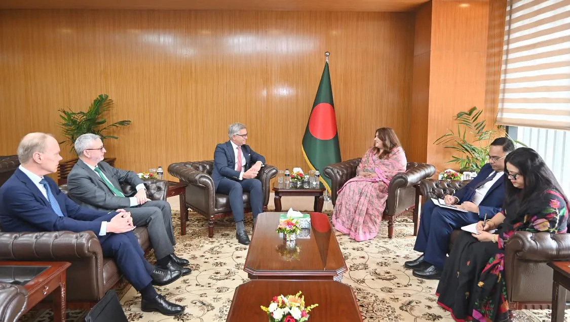 অনিয়মিত অভিবাসন রোধে একযোগে কাজ করবে বাংলাদেশ ও ইইউ