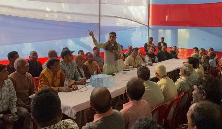 গাজীপুর-১ আসনে কালিয়াকৈরে হিন্দু-বৌদ্ধ-খ্রিস্টান সম্প্রদায়ের সঙ্গে বিএনপি মনোনীত প্রার্থী মজিবুর রহমানের মতবিনিময় অনুষ্ঠিত