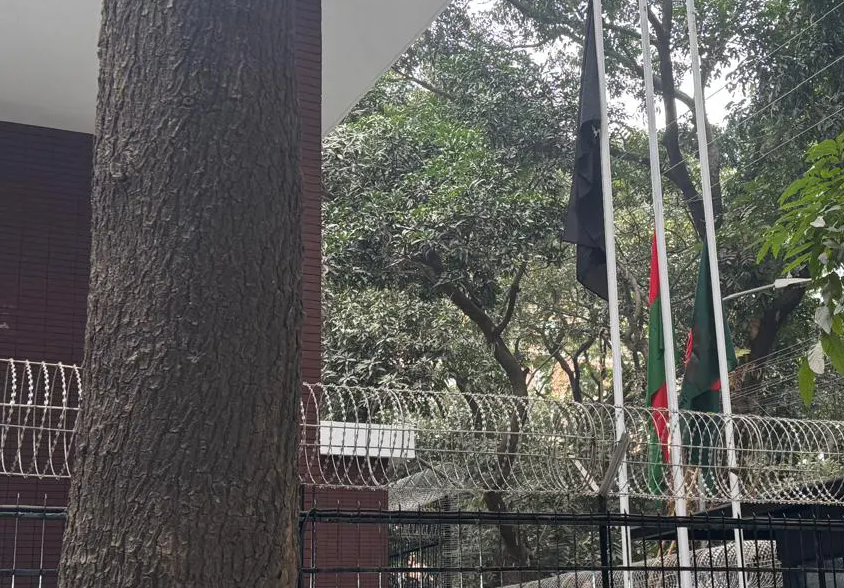 গুলশানে চেয়ারপারসনের কার্যালয়ে তারেক রহমানের সভাপতিত্বে বিএনপির স্থায়ী কমিটির সভা চলছে
