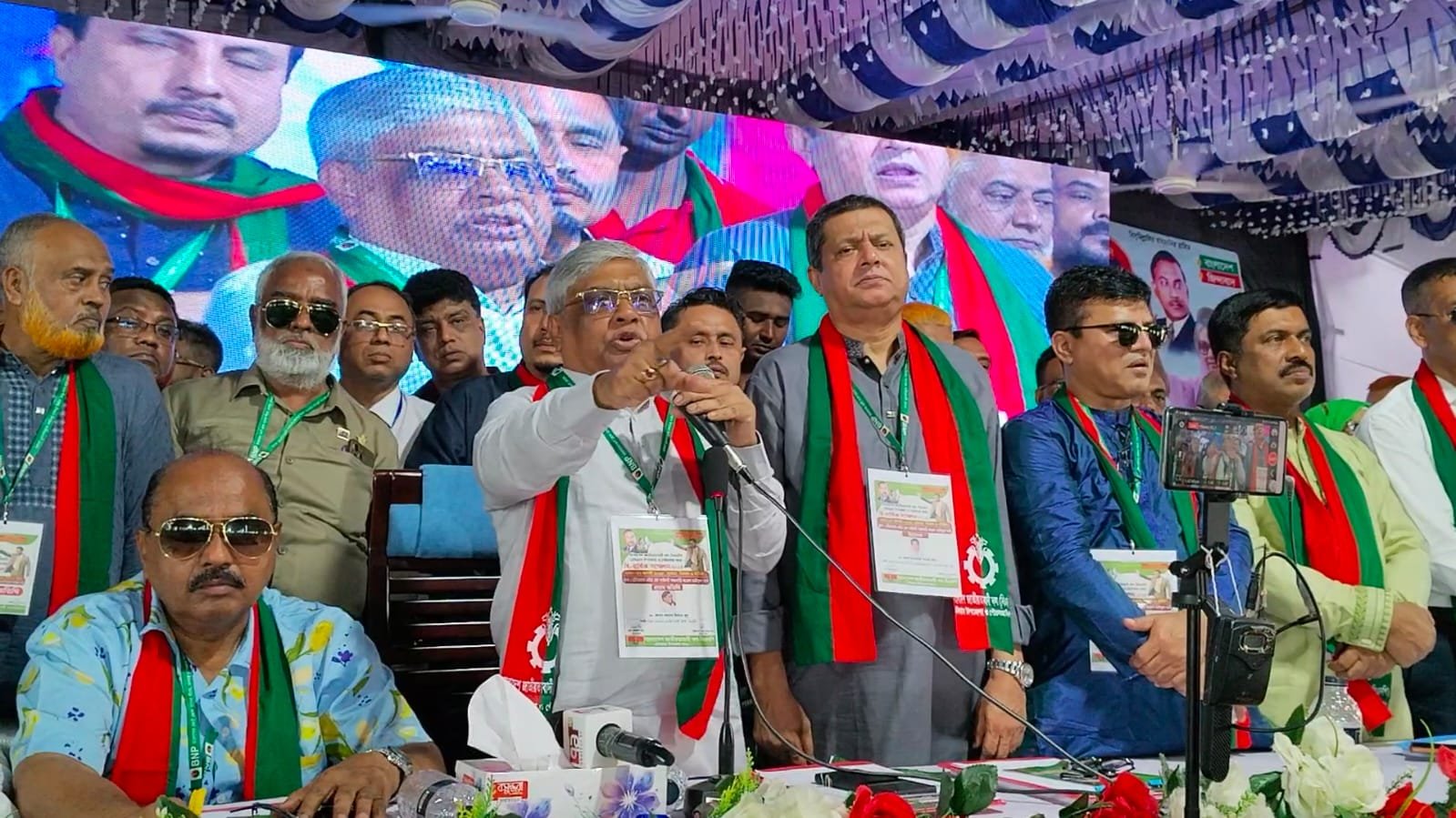 চৌদ্দগ্রামে বিএনপি’র ভাইস-চেয়ারম্যান বরকত উল্লাহ বুলুর নেতৃত্বে বিএনপি’র দ্বি-বার্ষিক সম্মেলন অনুষ্ঠিত