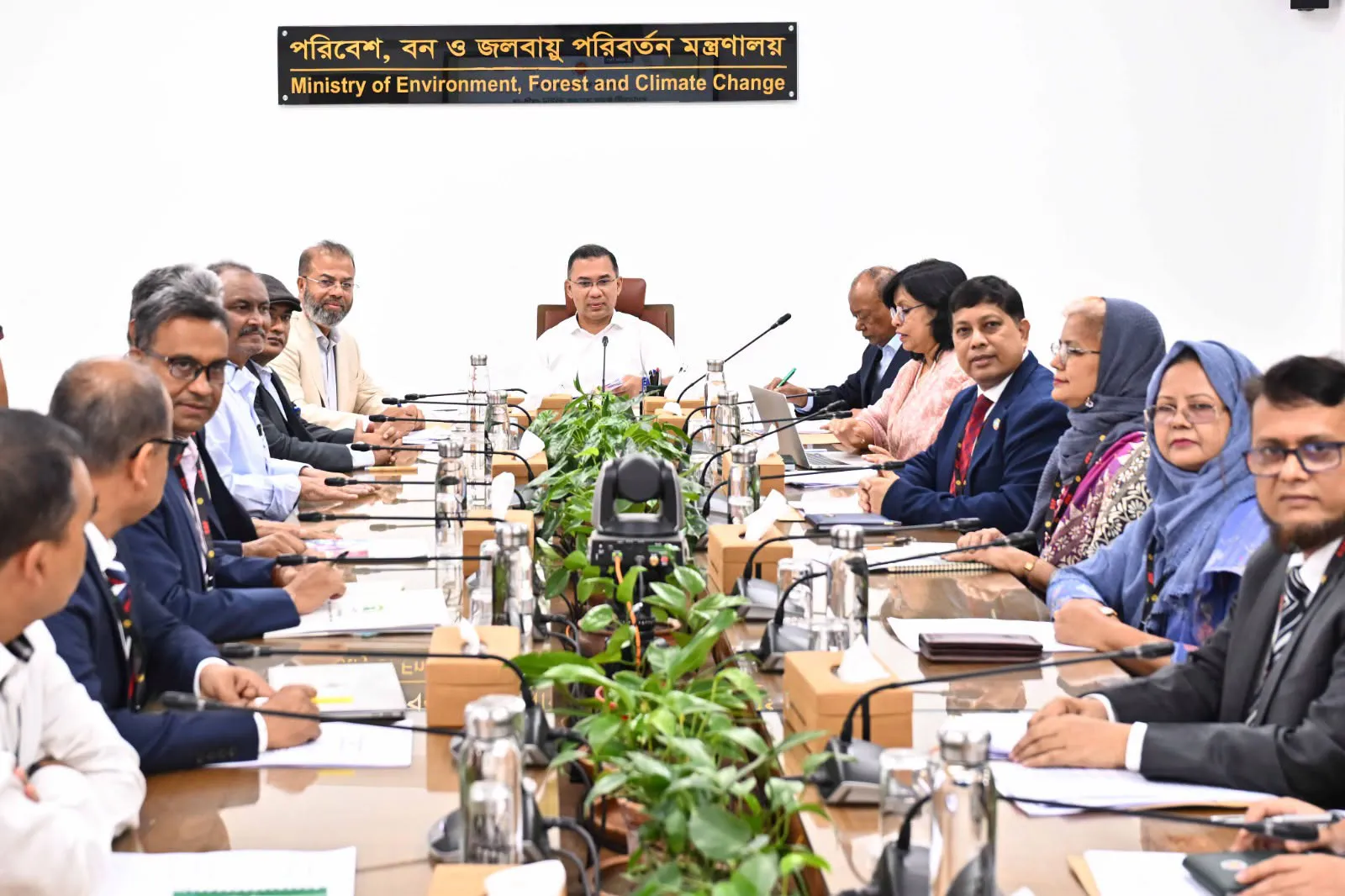 পরিবেশ রক্ষায় দায়িত্বের বাইরে বাইরেও উদ্যোগী হয়ে কাজ করার আহ্বান জানালেন প্রধানমন্ত্রী তারেক রহমান