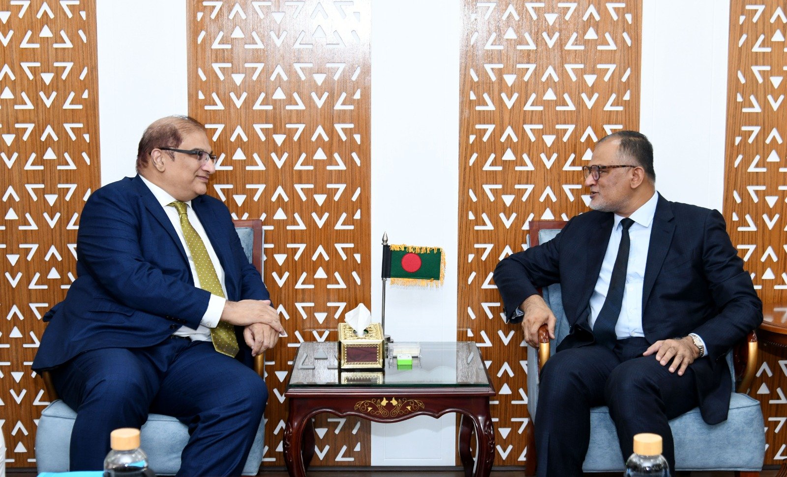 দ্বিপাক্ষিক বাণিজ্য সম্প্রসারণে উপদেষ্টা শেখ বশির উদ্দিনের সঙ্গে পাকিস্তান হাইকমিশনারের সৌজন্য সাক্ষাৎ