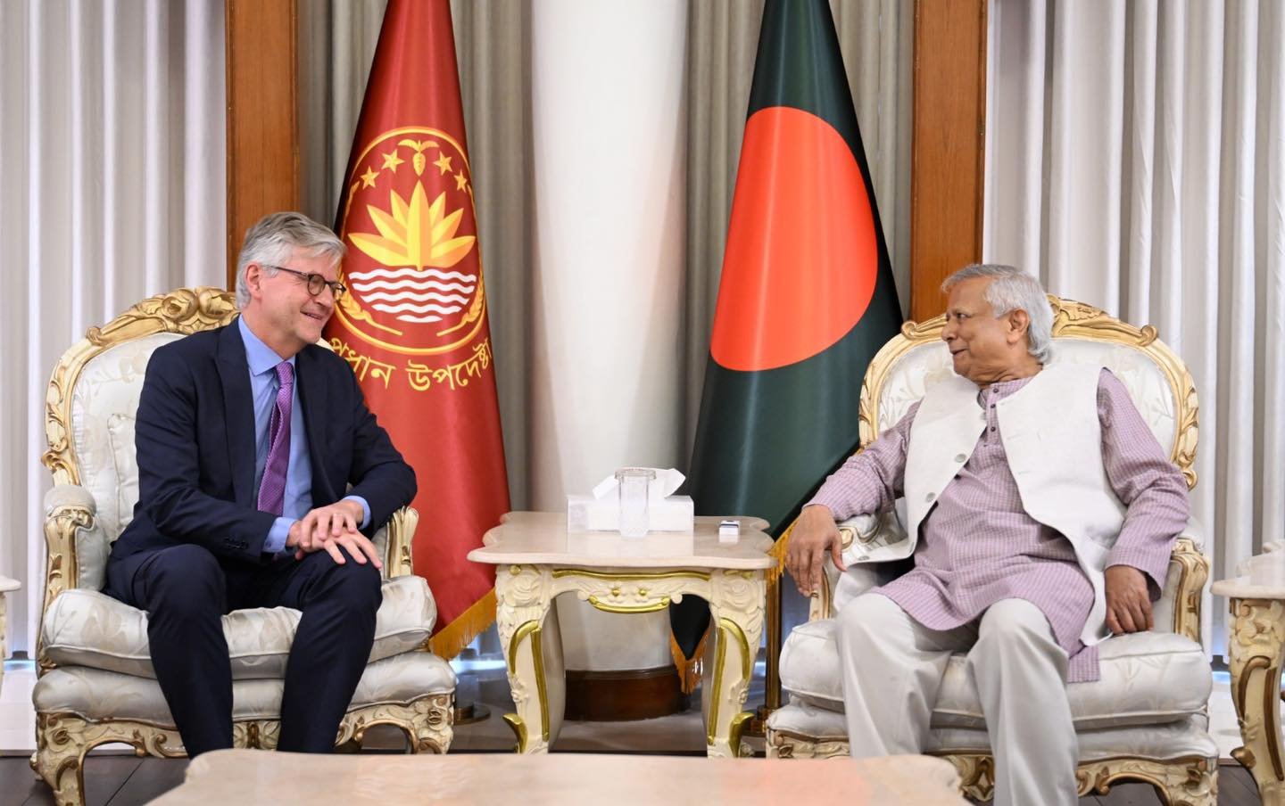 প্রধান উপদেষ্টা জাতিসংঘকে আরও বাংলাদেশি নারী শান্তিরক্ষী নিয়োগের আহ্বান জানিয়েছেন।