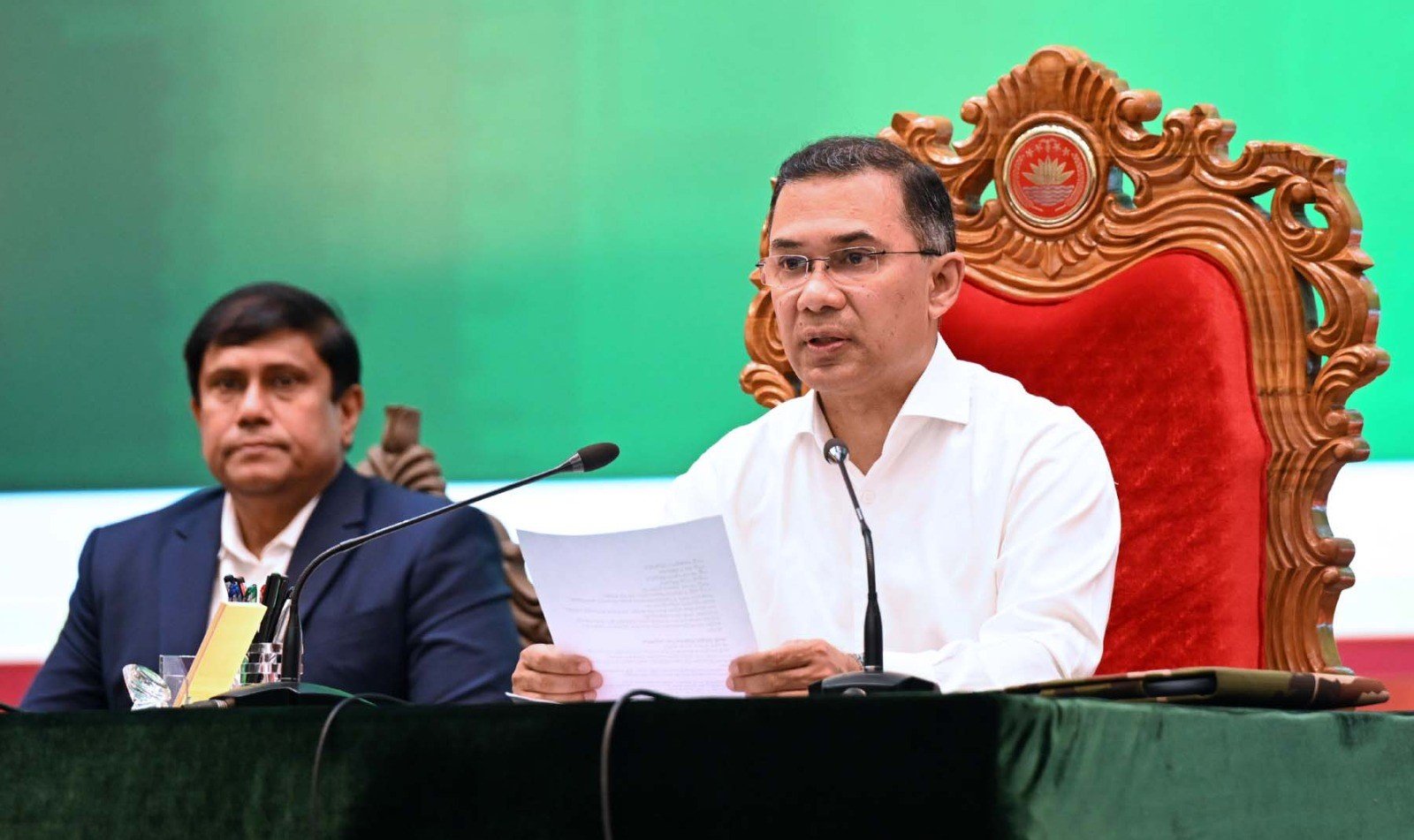 সশস্ত্র বাহিনীকে দল-মতের ঊর্ধ্বে থাকার নির্দেশ প্রধানমন্ত্রী তারেক রহমানের