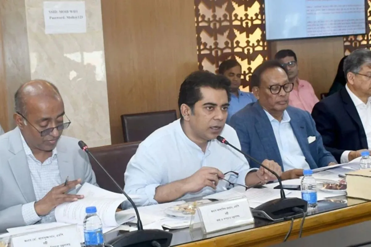 সামাজিক যোগাযোগমাধ্যমে বিশৃঙ্খলা বন্ধ, সম্প্রীতি রক্ষা সরকারের অন্যতম লক্ষ্য: তথ্য ও সম্প্রচারমন্ত্রী আন্দালিভ রহমান