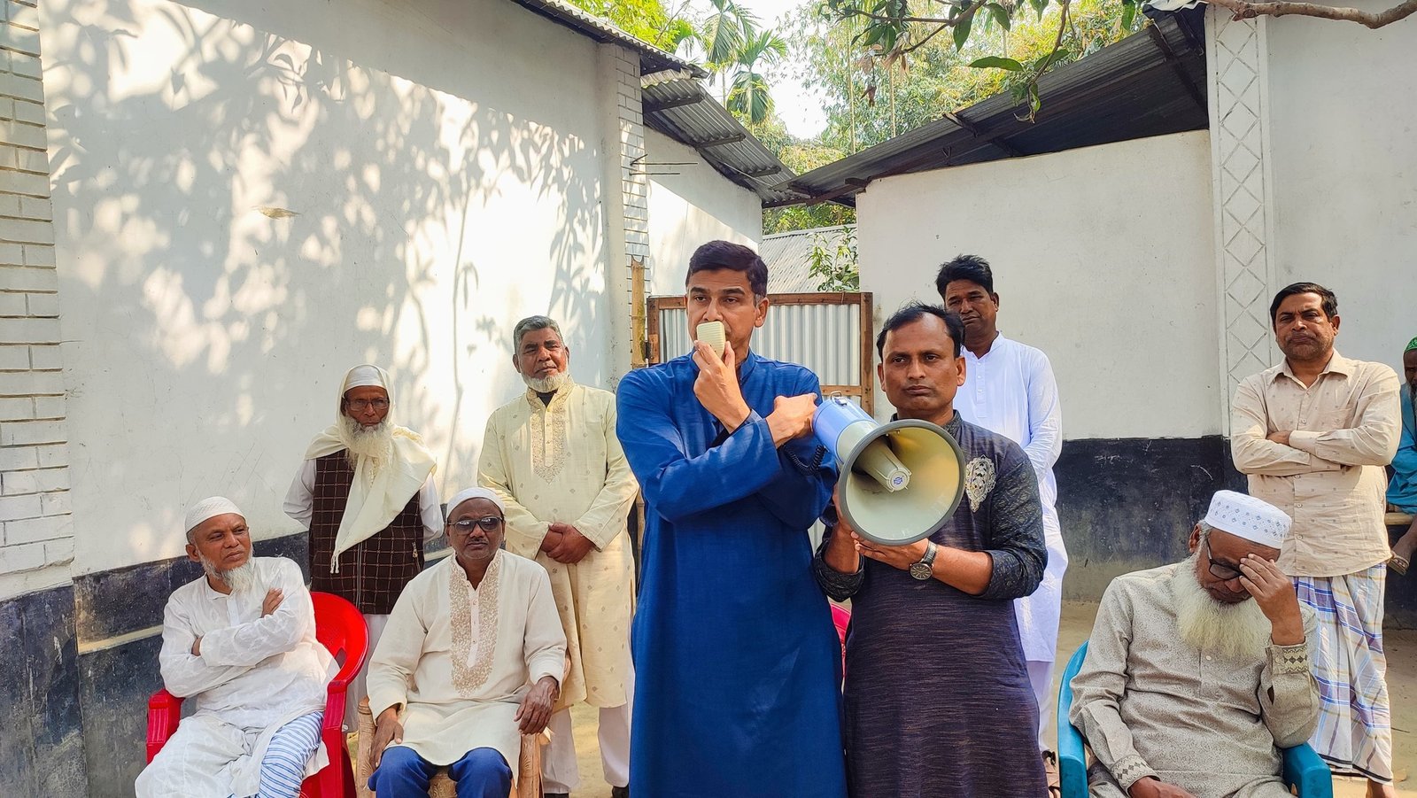 বেংহাড়ী বনগ্রামে বিএনপির পথসভা ও উঠান বৈঠক অনুষ্ঠিত