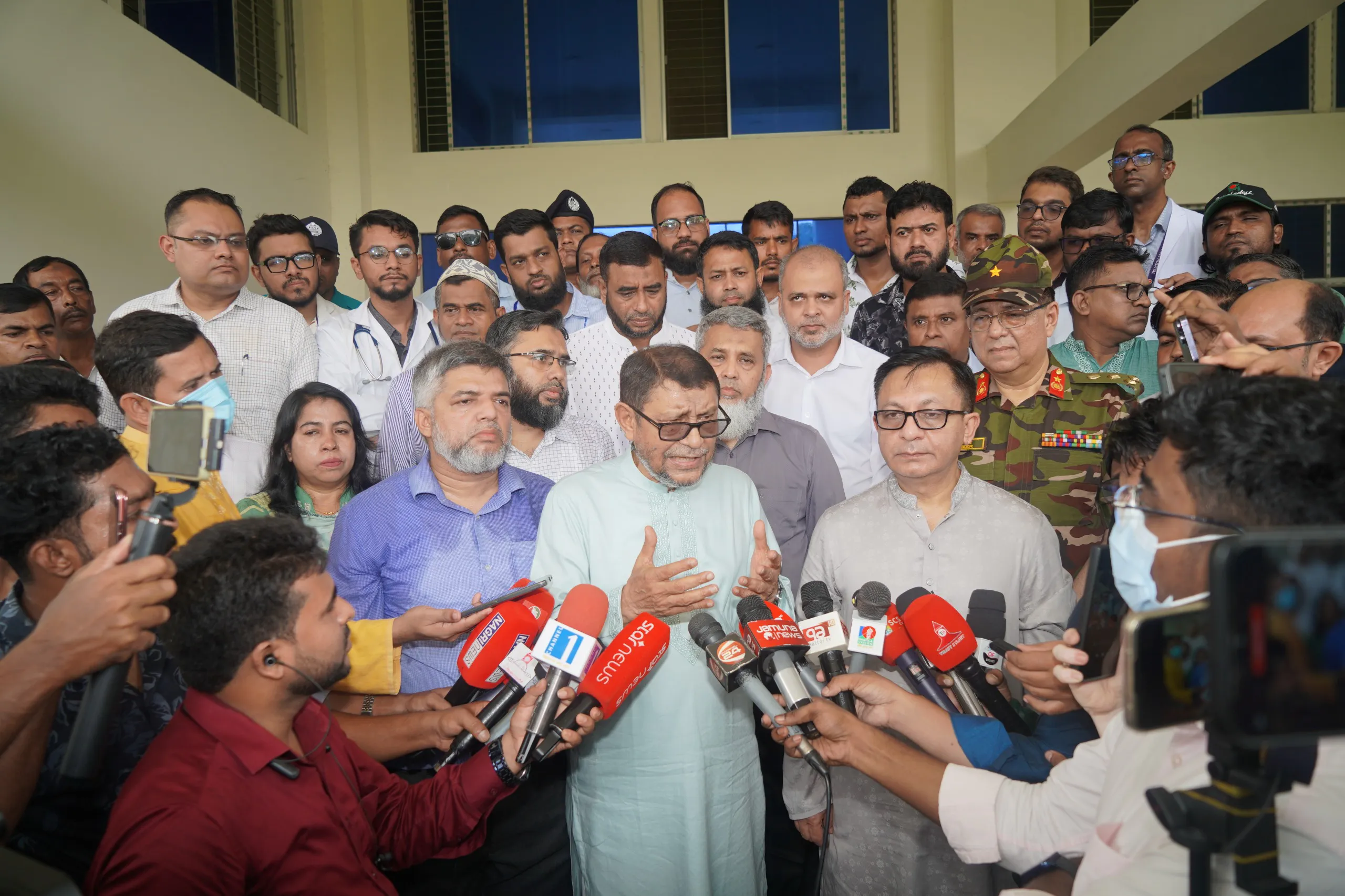 দেশের সকল হাসপাতালকে দালালমুক্ত করার ঘোষনা করার প্রত্যয় ব্যক্ত করেছেন স্বাস্থ্যমন্ত্রী