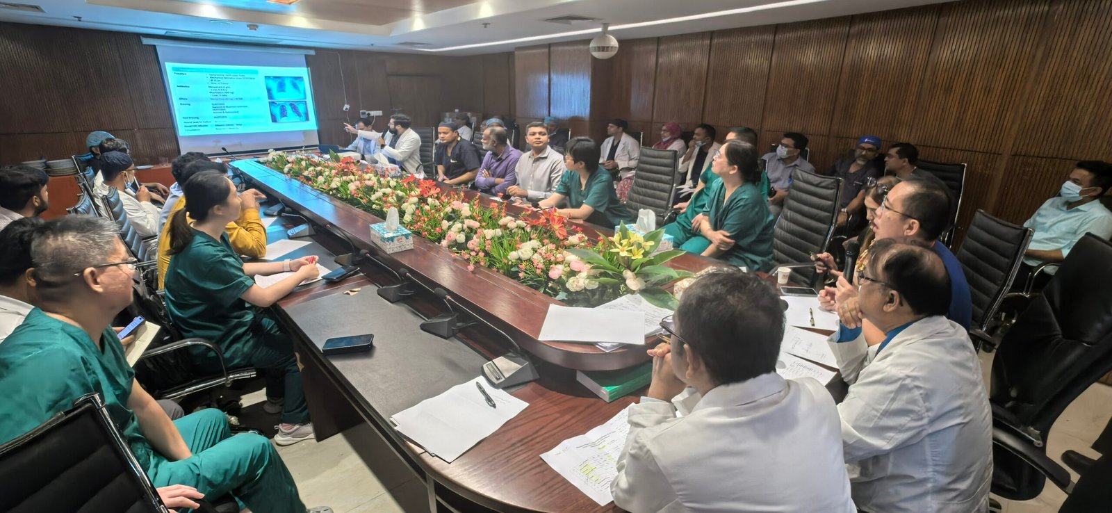 বিমান দুর্ঘটনায় আহতদের চিকিৎসায় সর্বাত্মক সহযোগিতার আশ্বাস চীনা মেডিকেল দলের