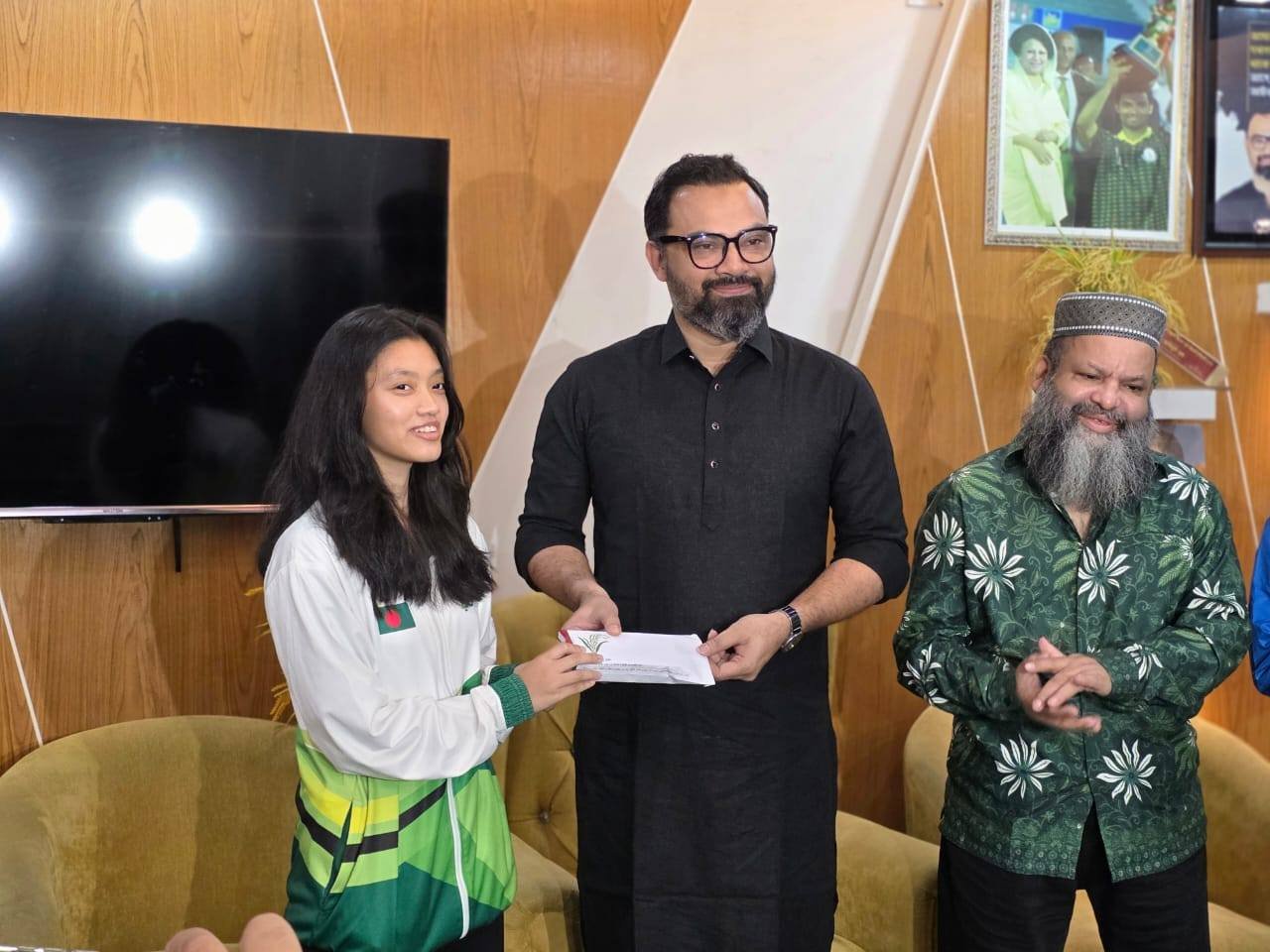 খই খই সাই মারমা প্রতিষ্ঠিত না হওয়া পর্যন্ত বিএনপি তার পাশে থাকবে: আমিনুল হক