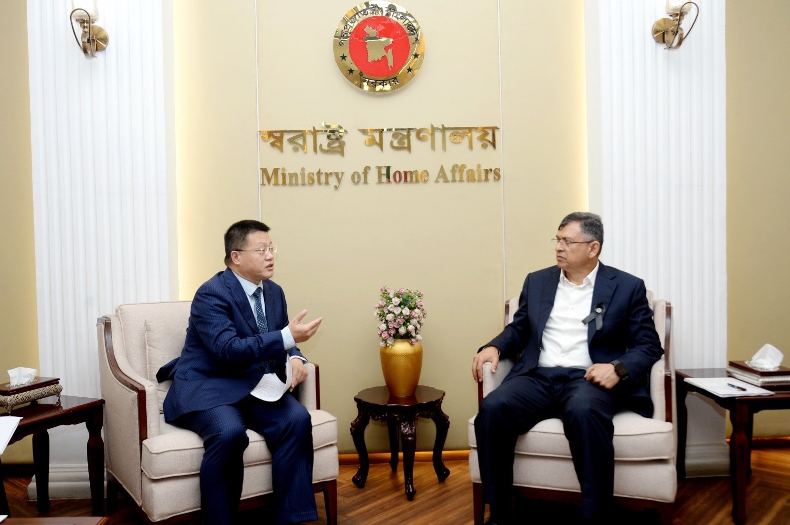 বাংলাদেশে আরো বেশি হারে চীনা বিনিয়োগের আহ্বান স্বরাষ্ট্রমন্ত্রী সালাহউদ্দিন আহমদ এর।