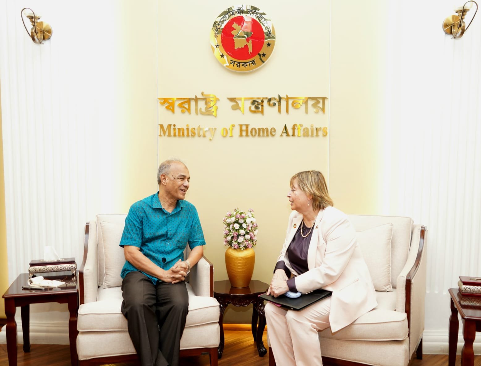 বিদেশি নাগরিকদের জন্য শতভাগ নিরাপত্তা নিশ্চিত করা হয়েছে- স্বরাষ্ট্র উপদেষ্টা