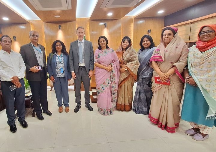 পরিবেশ উপদেষ্টার সাথে UNDP এবং ফরাসি প্রতিনিধি দলের বৈঠক।