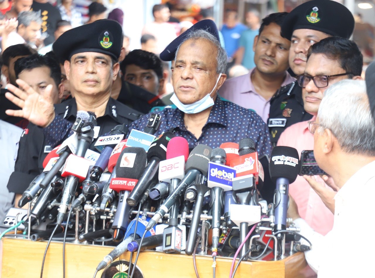 প্রধান উপদেষ্টার ঘোষিত সময় অনুযায়ী নির্বাচন অনুষ্ঠিত হবে: স্বরাষ্ট্র ও কৃষি উপদেষ্টা