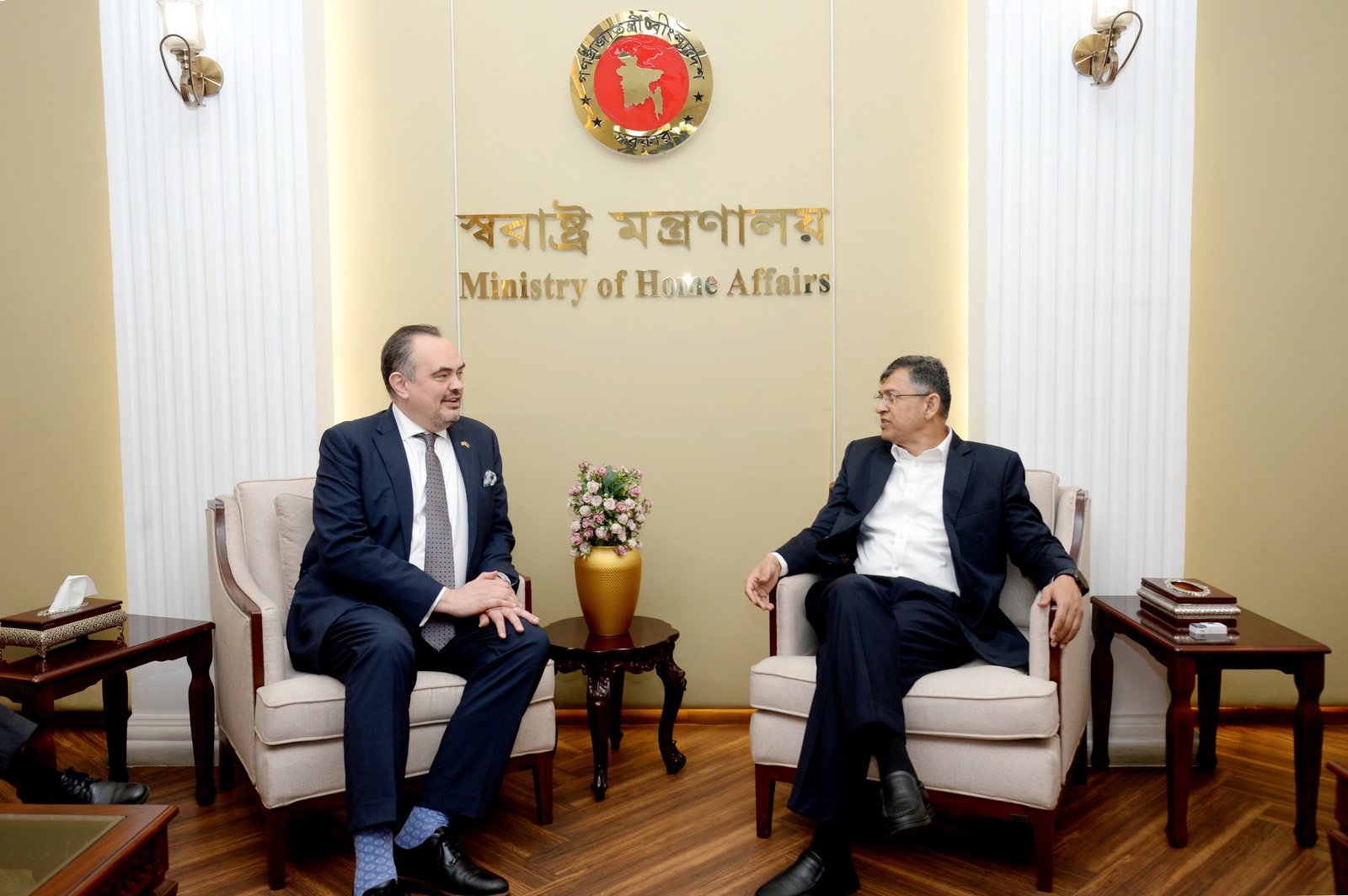 মার্কিন দূতাবাস সহ ডিপ্লোমেটিক এরিয়ার নিরাপত্তা ব্যবস্থা জোরদার করা হয়েছে- স্বরাষ্ট্রমন্ত্রী