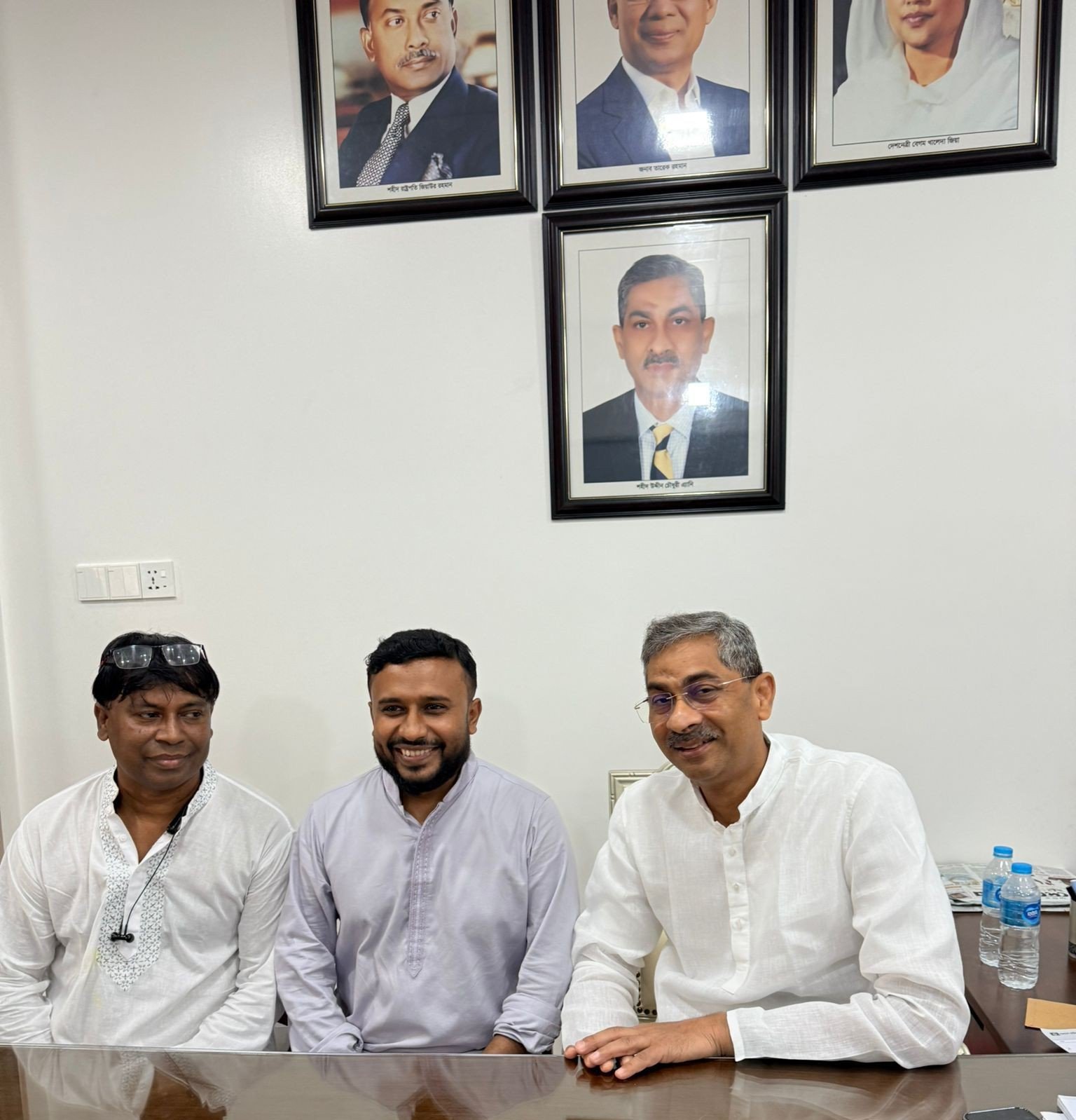 লক্ষীপুর জেলা বিএনপি ও রামগঞ্জ উপজেলা নেতৃবৃন্দের ঈদ শুভেচ্ছা বিনিময়