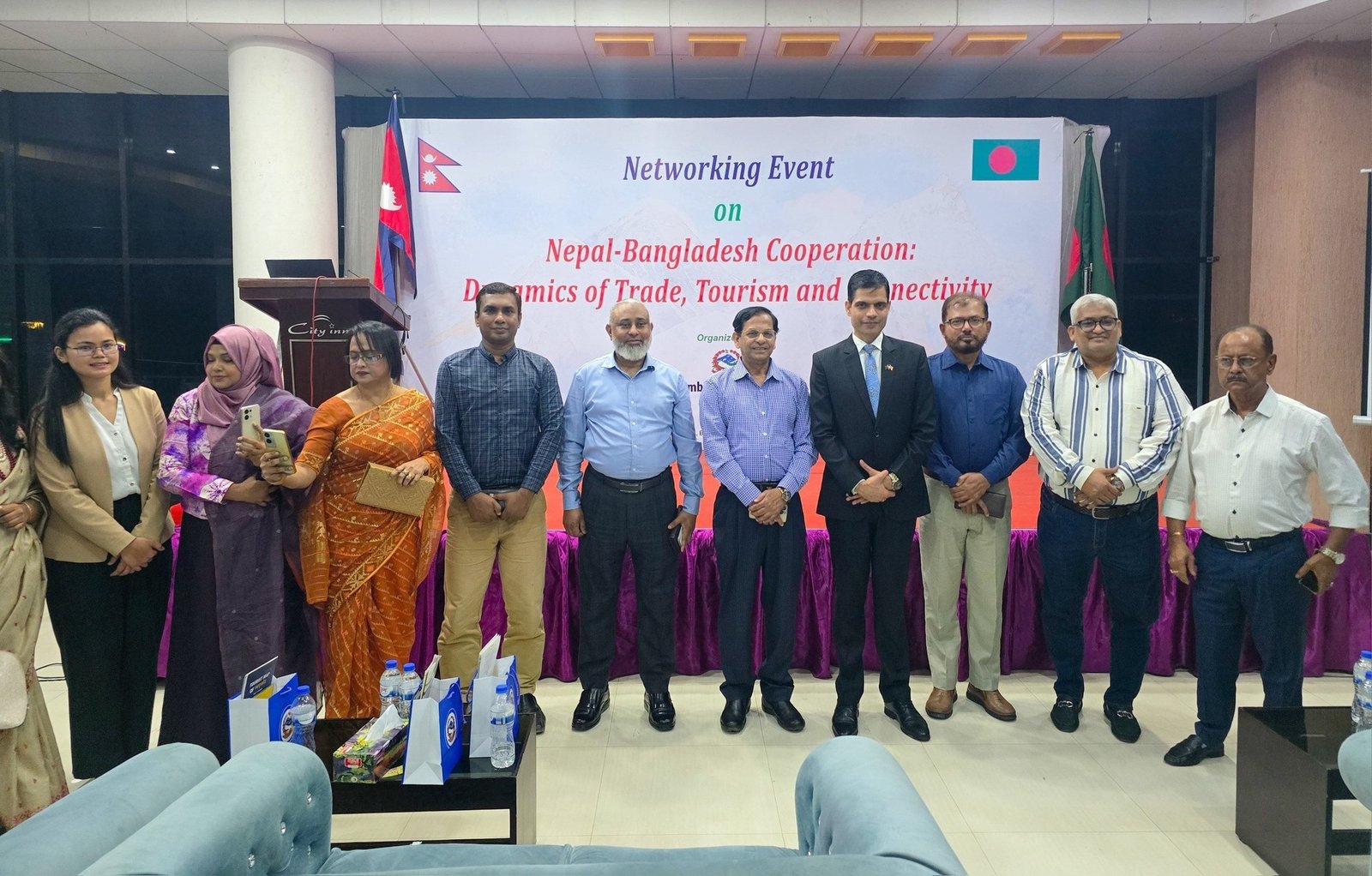 ঢাকাস্থ নেপাল দূতাবাসের আয়োজনে খুলনায় 'নেপাল-বাংলাদেশ সহযোগিতা: বাণিজ্য, পর্যটন এবং যোগাযোগের প্রবণতা' শীর্ষক ইভেন্ট অনুষ্ঠিত