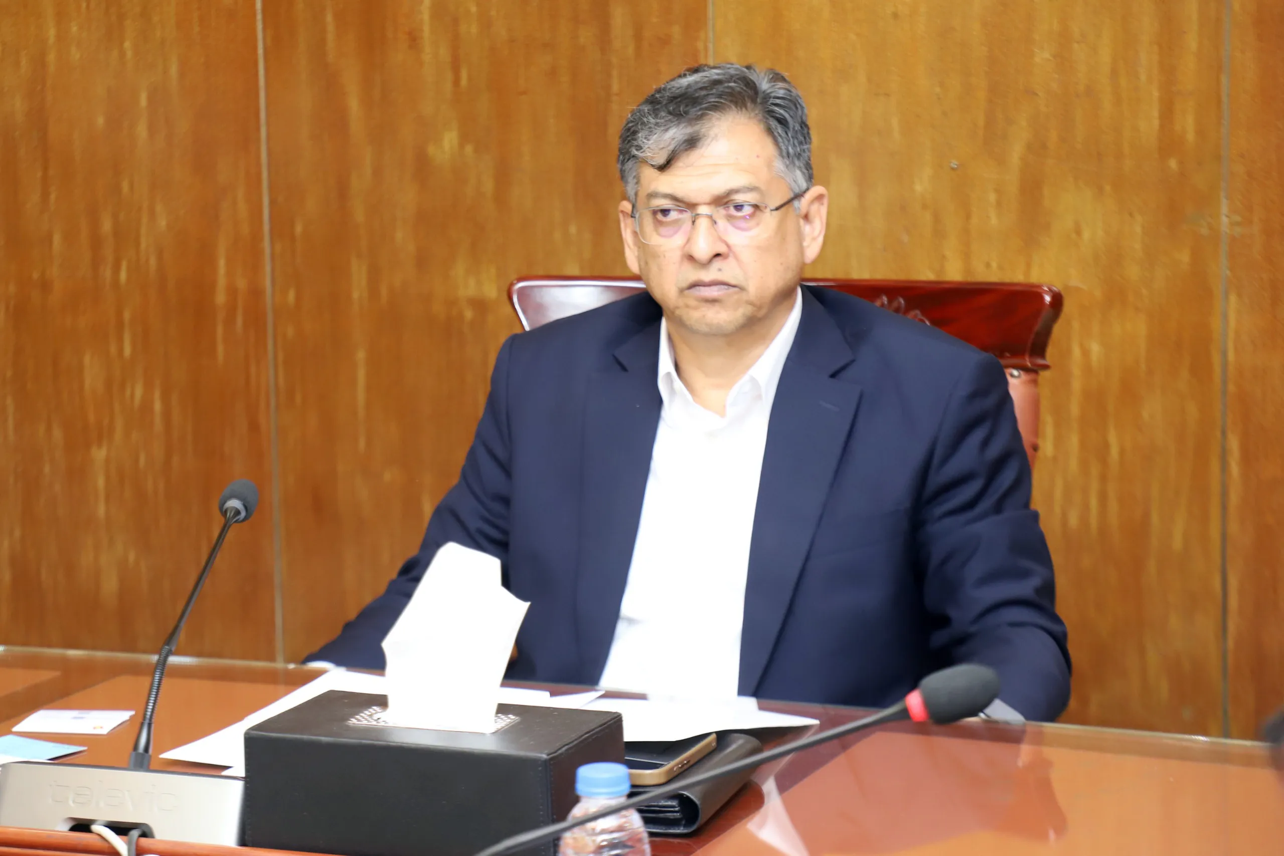 বাংলাদেশে মার্কিন বিনিয়োগ বাড়াতে নিরাপত্তা নিশ্চিতে সরকারের অঙ্গীকার: স্বরাষ্ট্রমন্ত্রী