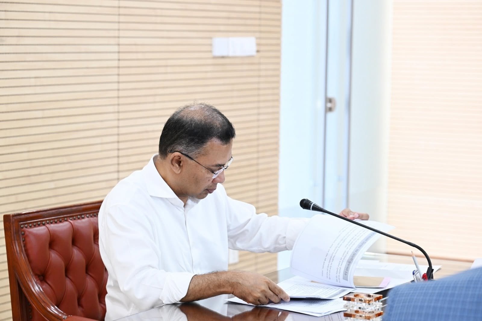 রাজধানীর চার বাস টার্মিনাল দ্রুত স্থানান্তরের নির্দেশ দিলেন প্রধানমন্ত্রী তারেক রহমান