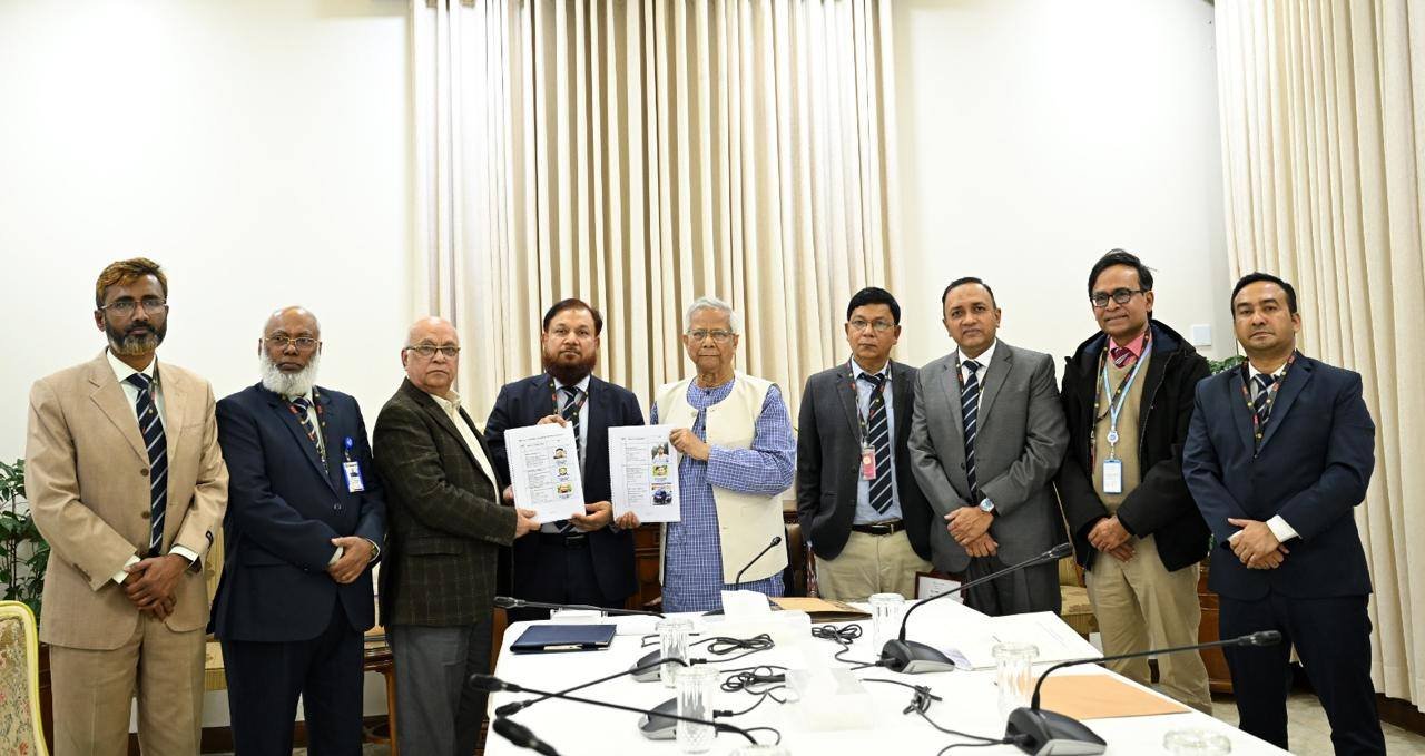সিআইডির ভূয়সী প্রশংসা ও ভবিষ্যতে সহযোগিতার আশ্বাস প্রদান করেছেন প্রধান উপদেষ্টা