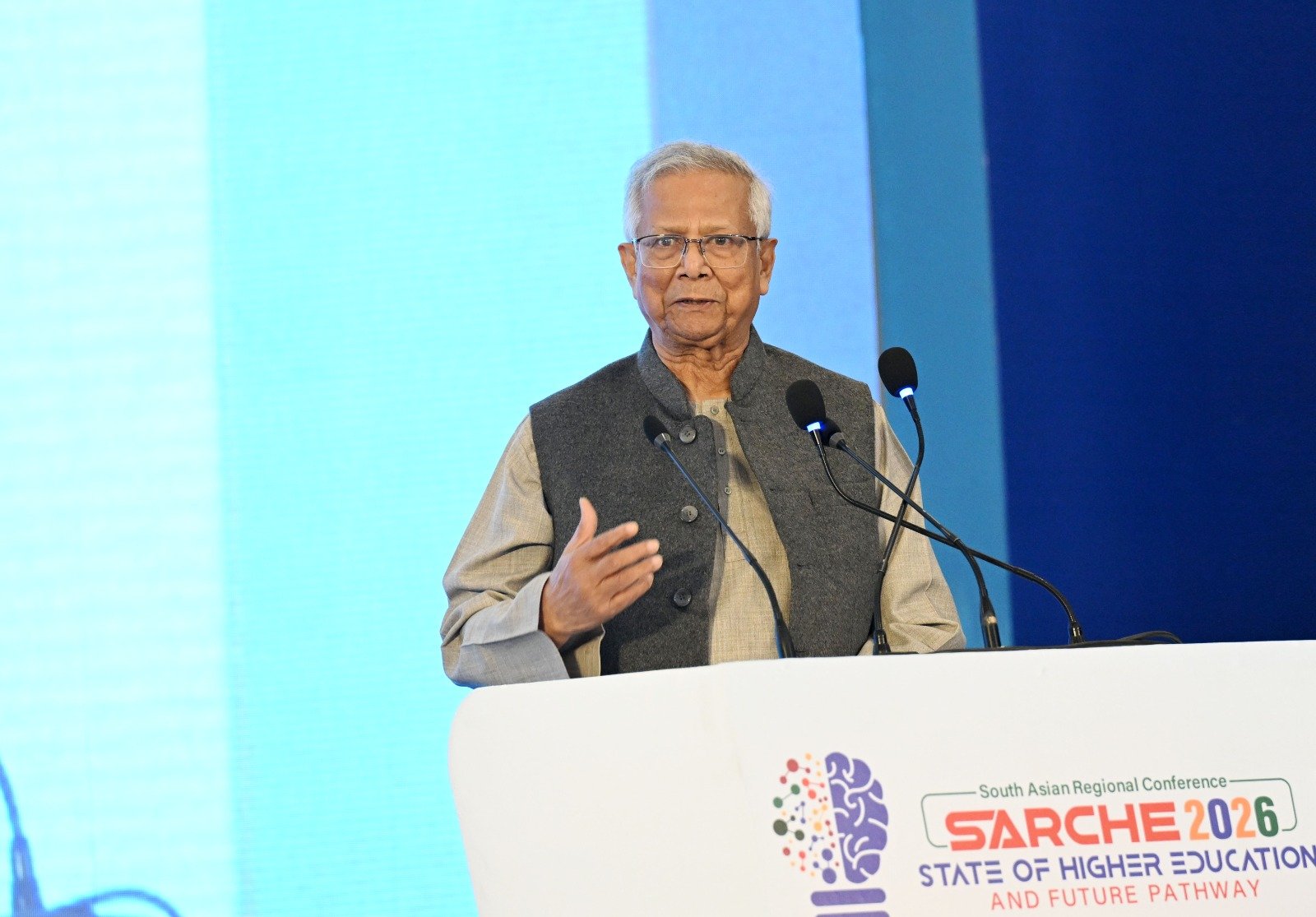 যুবসমাজের আকাঙ্ক্ষার সঙ্গে শিক্ষা ব্যবস্থাকে সামঞ্জস্যপূর্ণ করার আহ্বান প্রধান উপদেষ্টার