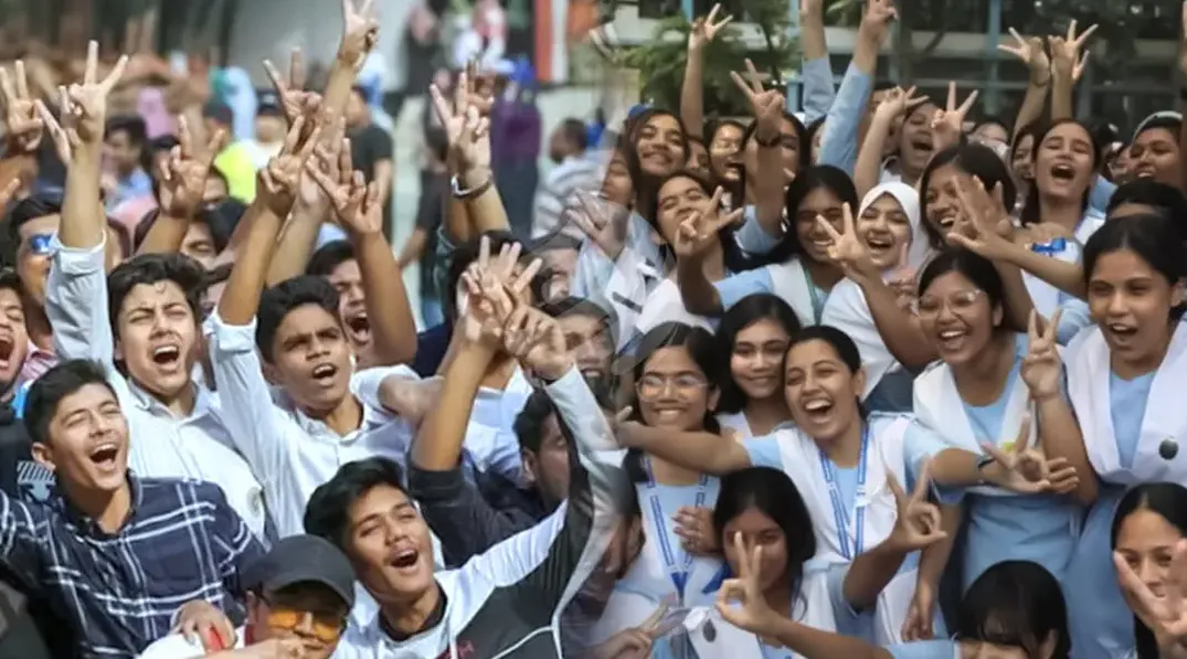 এসএসসি ও সমমানের পরীক্ষার ফল প্রকাশ, পাসের হার ৬২.২৫ শতাংশ