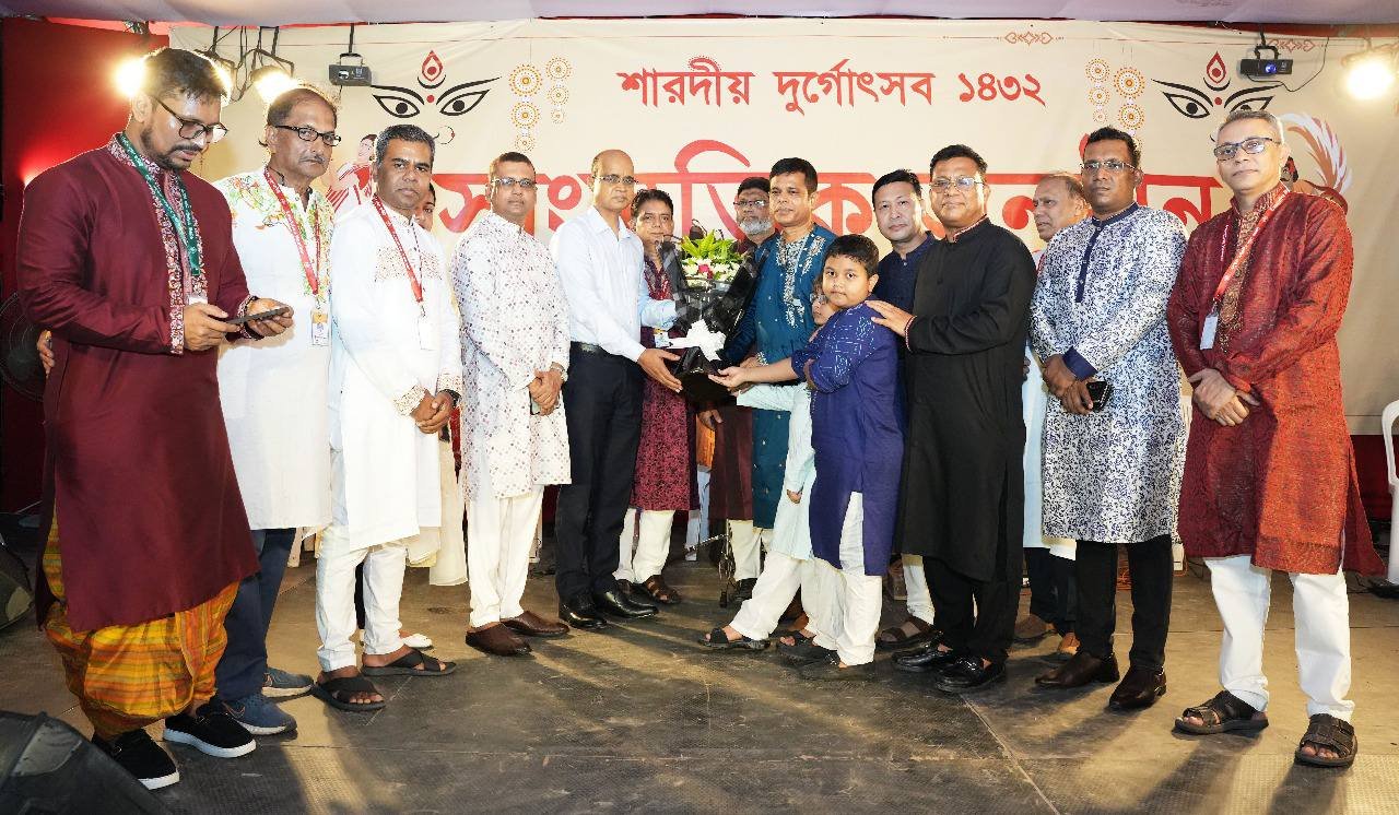 শারদীয় দুর্গোৎসব উপলক্ষে পূজামণ্ডপ পরিদর্শন করলেন ট্যুরিস্ট পুলিশ প্রধান