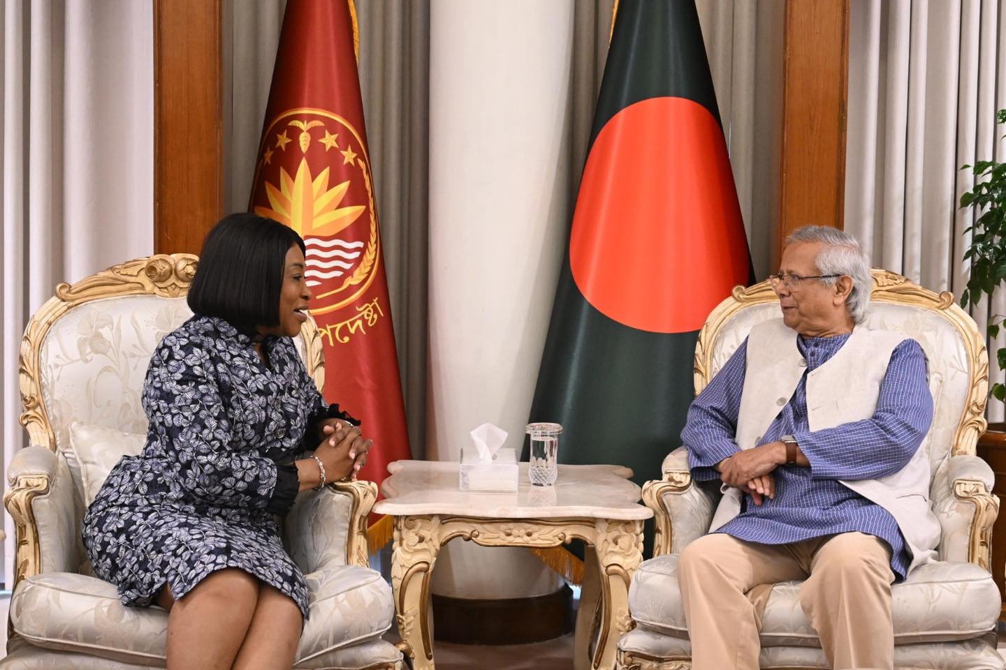 আসন্ন সাধারণ নির্বাচনের জন্য কমনওয়েলথের সমর্থন চেয়েছেন প্রধান উপদেষ্টা