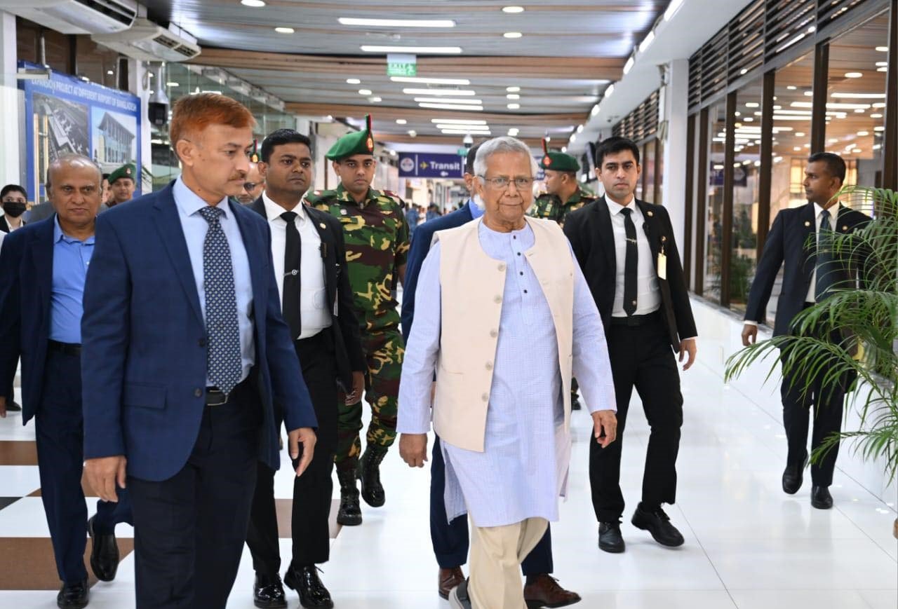 FAO বিশ্ব খাদ্য ফোরামে যোগদানের জন্য রোমের উদ্দেশ্যে রওনা হলেন প্রধান উপদেষ্টা
